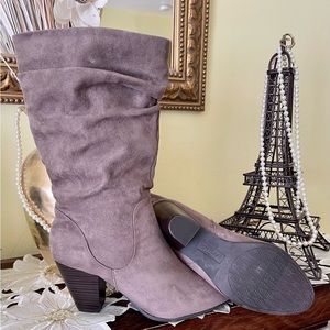 NWOT Portland Boot Block Heel sz 8